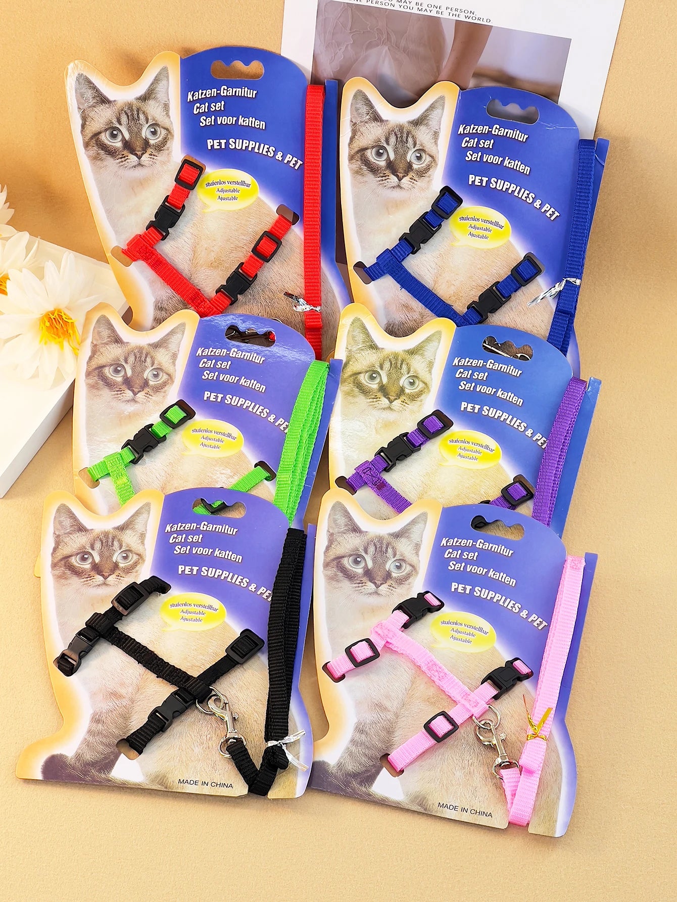 A Cat Leash, a Cat Leash, a Cat Leash, a Cat Leash, a Cat Leash, a Pet Chest Strap, a Cat Chain, and a Cat Leash
